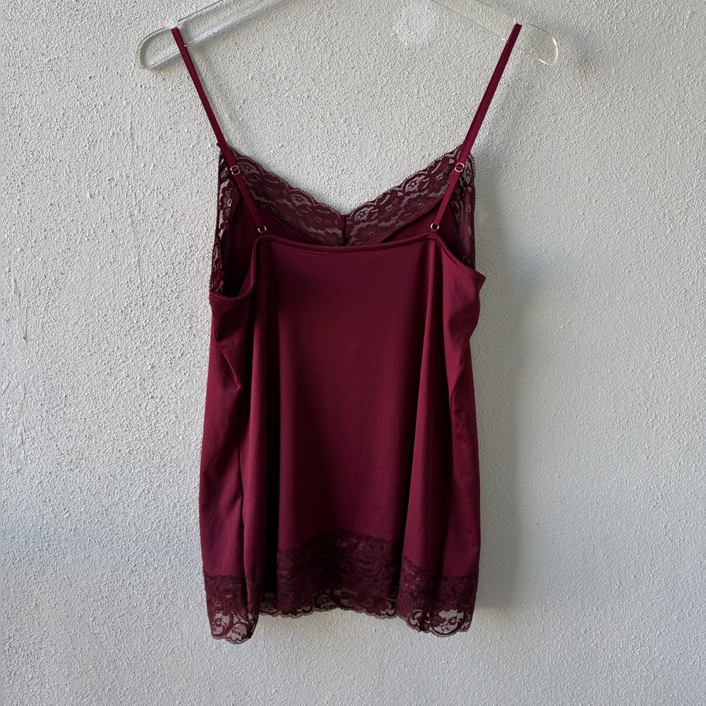 White House Black Market Large Burgundy Lace Trim Camisole Adjustable Straps NWT - Picture 3 of 12